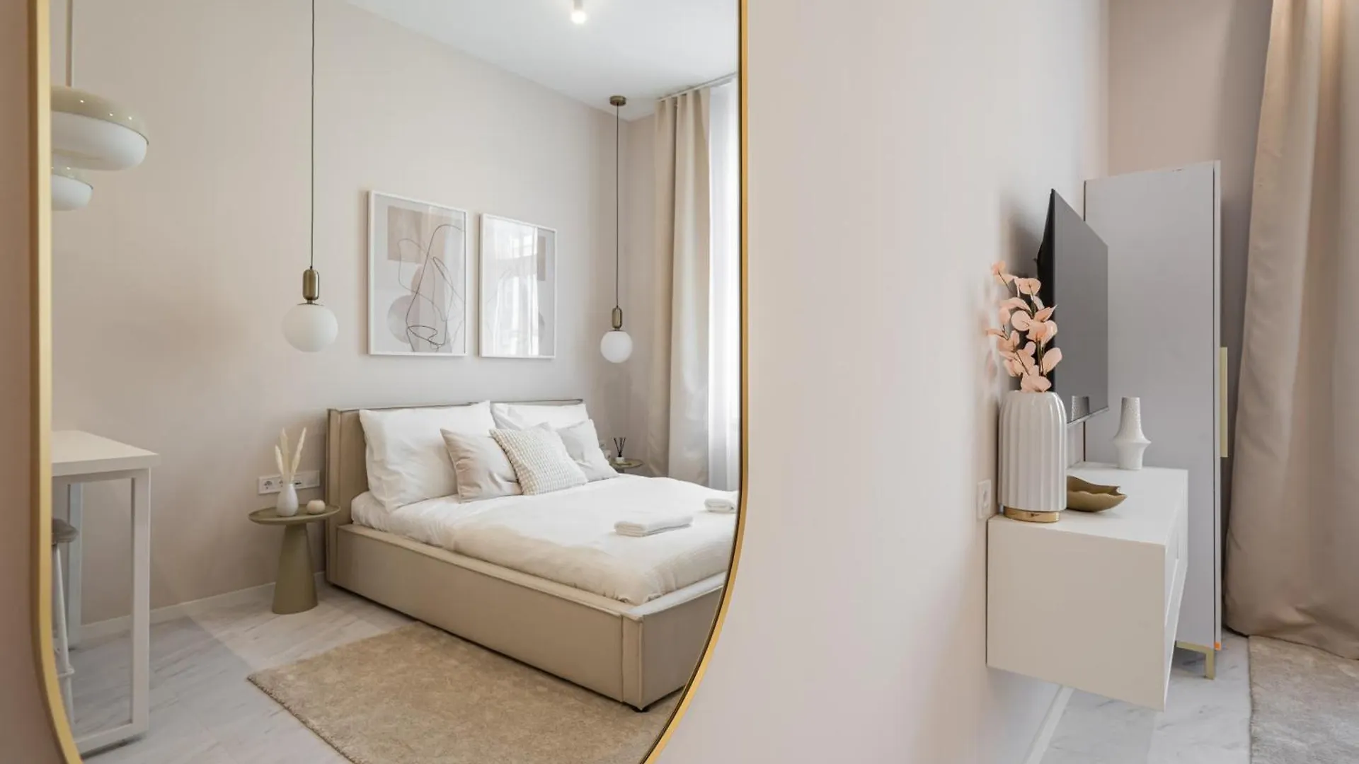 W35- Boutique Apartments, Best Location By Bqa Budapest Apartment