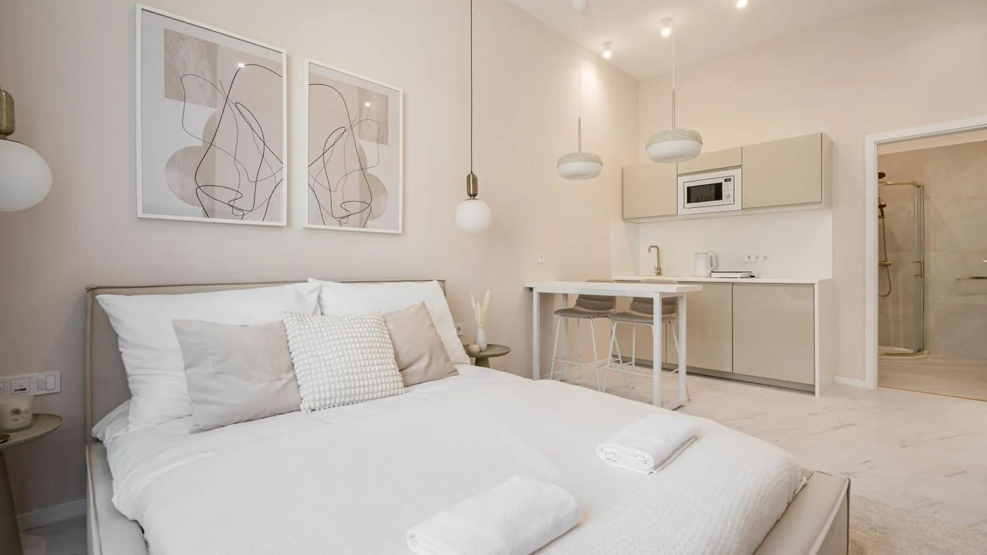 W35- Boutique Apartments, Best Location By Bqa Budapest 0*,  Hungary